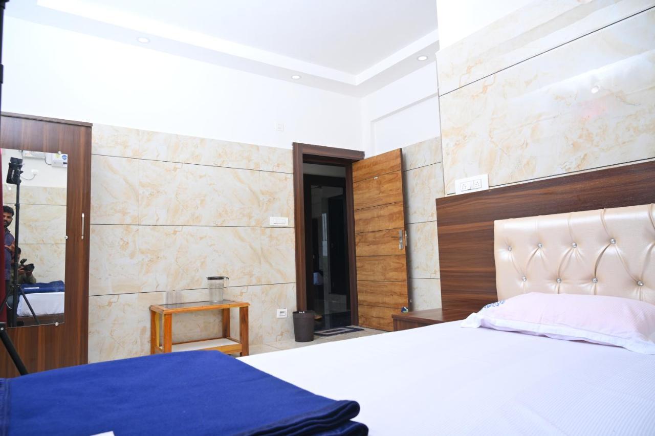 Blue Pearl Beach Guest House Mavalli Екстер'єр фото